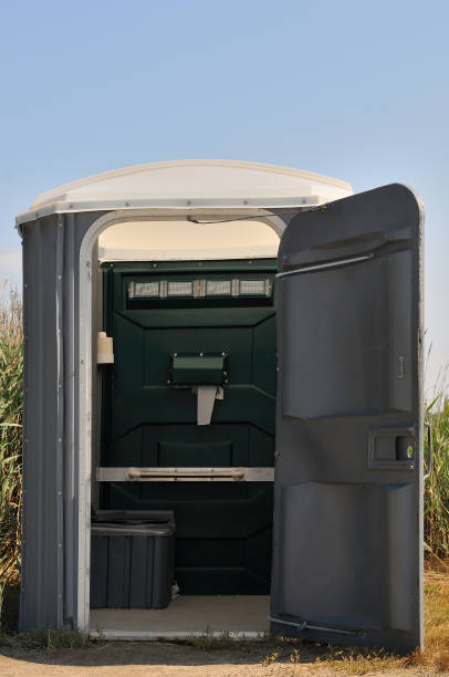 Best Porta potty rental near me  in Coral Hills, MD
